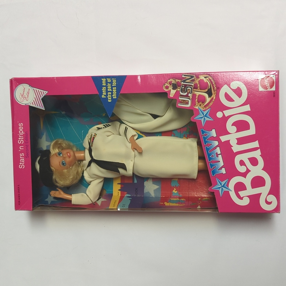 B 122 Navy Barbie
